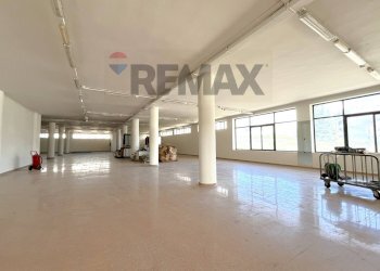 Parcheggio - Shed Via aielli
28, San Giuseppe Vesuviano - photo 2