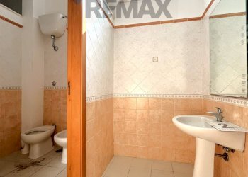 Bagno - Shed Via aielli
28, San Giuseppe Vesuviano - photo 32