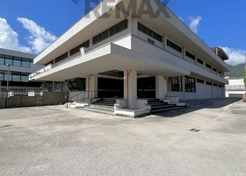 Edificio all\'aperto - Shed Via aielli
28, San Giuseppe Vesuviano - photo 47