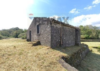 Casa all\'aperto - Terreno agricolo Contrada Rovitello
snc, Castiglione di Sicilia - foto 5