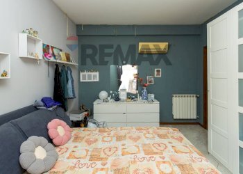 Camera / camera da letto - Trilocale Via Chisari
 
3, Catania - foto 21