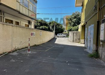 Edificio all\'aperto - Locale Commerciale Via Siena
 
16, Catania - foto 17