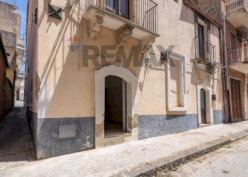 Edificio all\'aperto - Casa indipendente Via Maria Montessori
 
6, Grammichele - foto 1