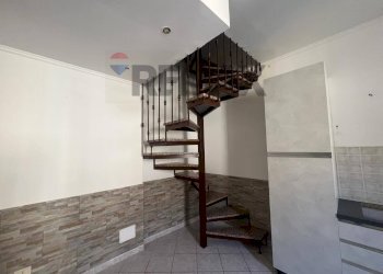 Scale - Independent house Via Salvatore Battaglia
 
11, Santa Maria di Licodia - photo 3