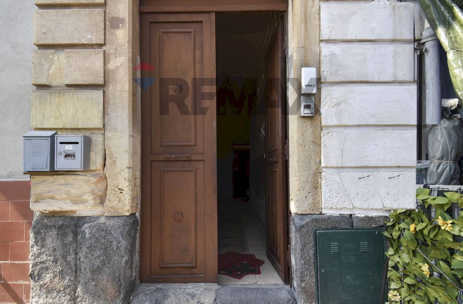 Dettagli - Casa semi indipendente Via Solferino
 
12, Catania - foto 1