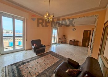Soggiorno - Appartamento Via del Popolo
 
16, Regalbuto - foto 3