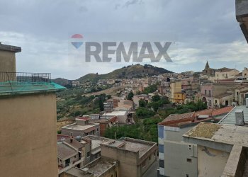 Edificio all\'aperto - Appartamento Via del Popolo
 
16, Regalbuto - foto 7