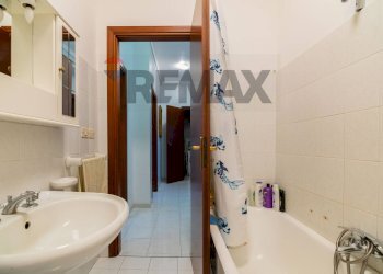 Bagno - Three-room apartment Via Marchese di Casalotto
 
30, Aci Catena - photo 8