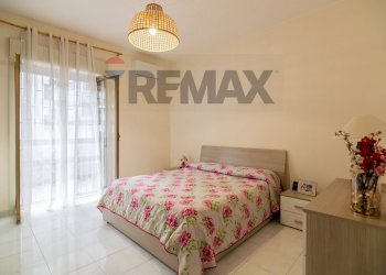 Camera / camera da letto - Three-room apartment Via Marchese di Casalotto
 
30, Aci Catena - photo 12