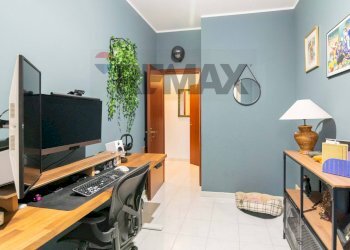 Ufficio - Three-room apartment Via Marchese di Casalotto
 
30, Aci Catena - photo 16