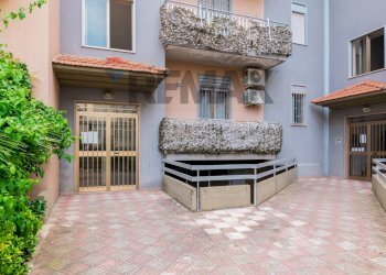 Casa all\'aperto - Three-room apartment Via Marchese di Casalotto
 
30, Aci Catena - photo 23
