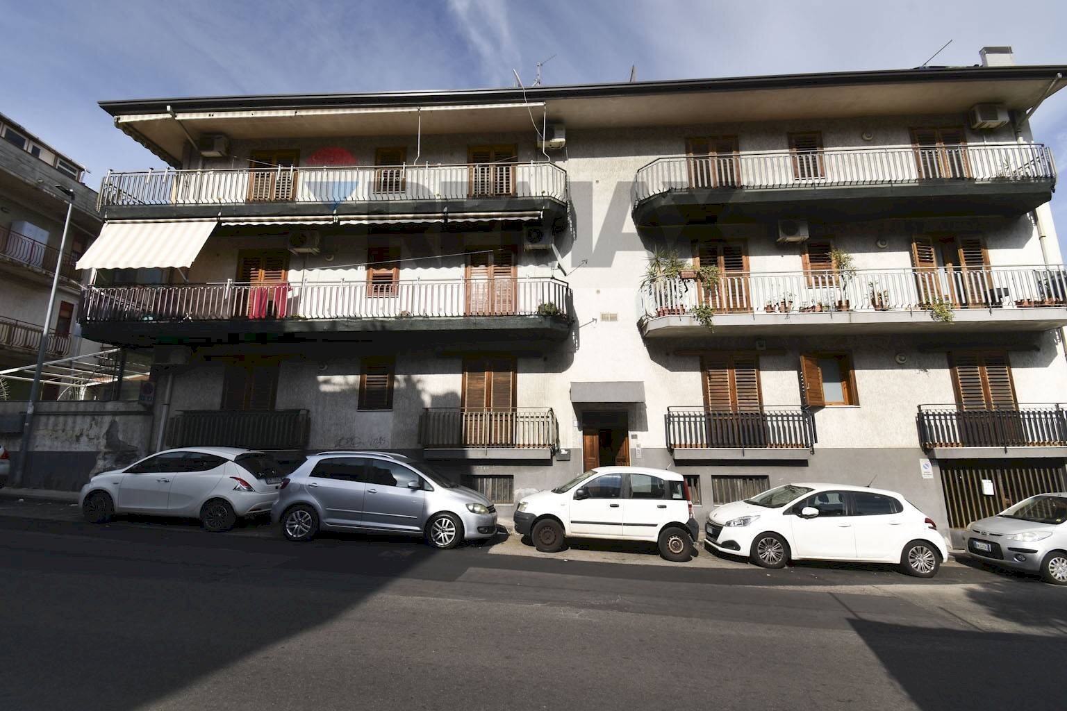 Edificio all\'aperto - Appartamento Via Finocchiari
113, Aci Catena - foto 2