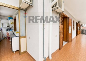 Balcone - Appartamento Via Finocchiari
113, Aci Catena - foto 12