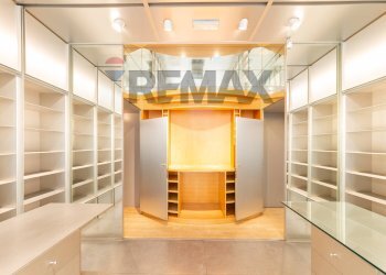 Cabina armadio - Negozio Corso Italia
127, San Giovanni Valdarno - foto 5