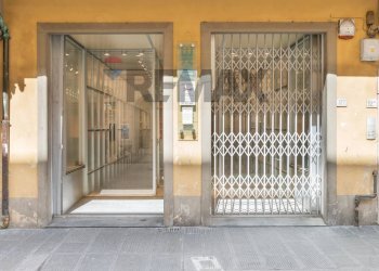 Edificio all\'aperto - Negozio Corso Italia
127, San Giovanni Valdarno - foto 13