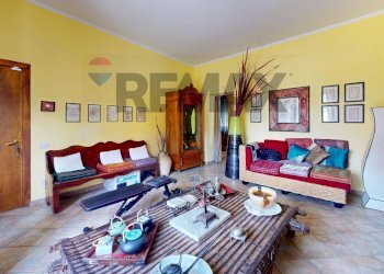 Soggiorno - Semi-detached house Belfiore Via Ferdinando Innamorati
 
27, Foligno - photo 1