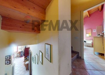 Hall / corridoio - Semi-detached house Belfiore Via Ferdinando Innamorati
 
27, Foligno - photo 17