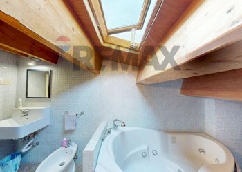Bagno - Semi-detached house Belfiore Via Ferdinando Innamorati
 
27, Foligno - photo 23