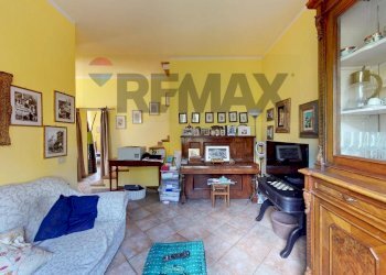 Soggiorno - Semi-detached house Belfiore Via Ferdinando Innamorati
 
27, Foligno - photo 32