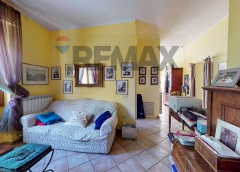 Soggiorno - Semi-detached house Belfiore Via Ferdinando Innamorati
 
27, Foligno - photo 40