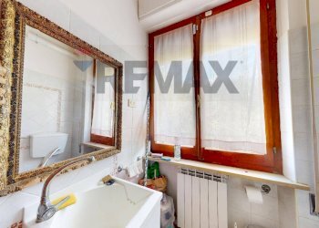 Bagno - Semi-detached house Belfiore Via Ferdinando Innamorati
 
27, Foligno - photo 43