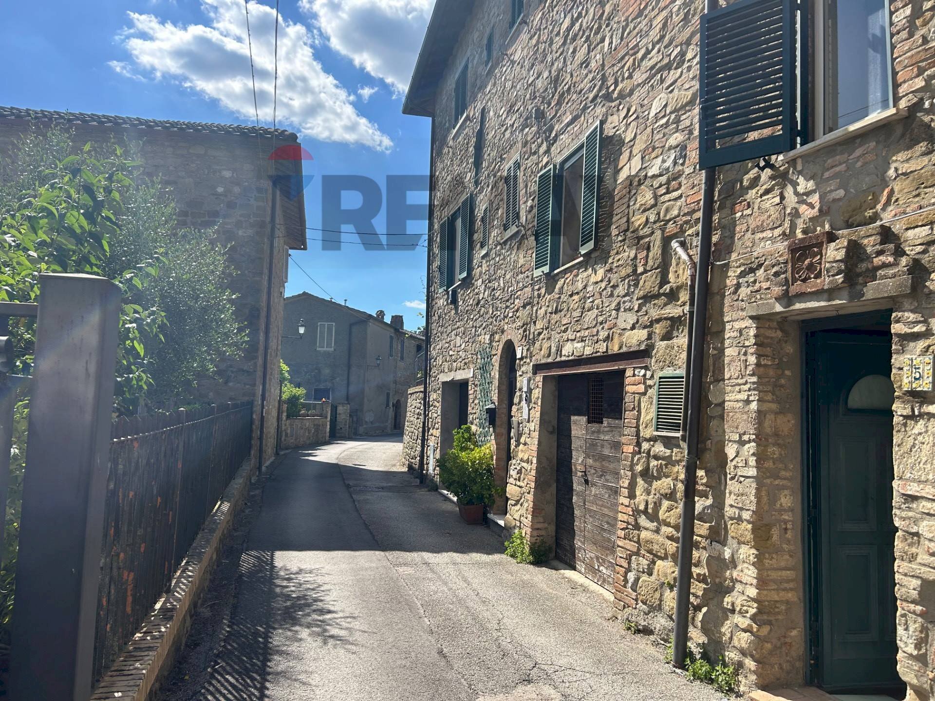 Edificio all\'aperto - Semi-detached house Vicolo Del Falco
 
5, Perugia - photo 2