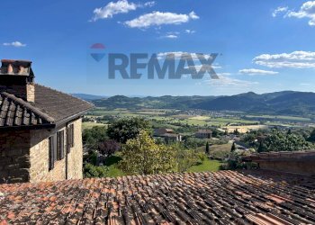 Vista delle montagne - Semi-detached house Vicolo Del Falco
 
5, Perugia - photo 7