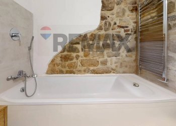 Bagno - Semi-detached house Vicolo Del Falco
 
5, Perugia - photo 23