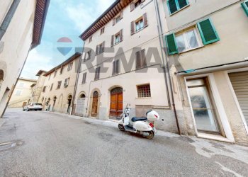 Edificio all\'aperto - Three-room apartment VIA BAGLIONI
 
66, Cannara - photo 18