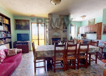 Sala da pranzo - Casa indipendente frazione rocca sant angelo, Assisi - foto 6