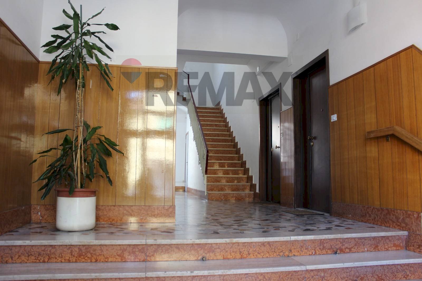 Ricezione / Lobby - Four-room apartment via san Giusto
49, Scandicci - photo 3