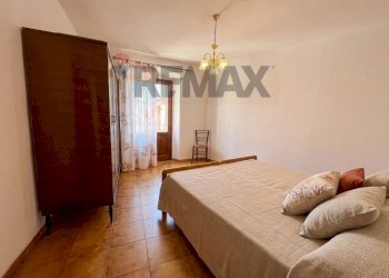Camera / camera da letto - Casa indipendente Eleonora d'Arborea
 
16, Tonara - foto 8