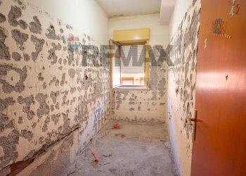 Stanza vuota - Quadrilocale VIA GRAMSCI
 
43, Fiumefreddo di Sicilia - foto 16