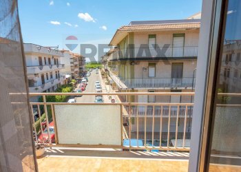 Balcone - Quadrilocale VIA GRAMSCI
 
43, Fiumefreddo di Sicilia - foto 17