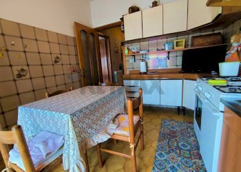 Cucina - Appartamento Via Ischia
 
20, Giardini-Naxos - foto 8
