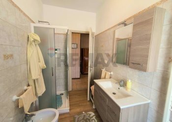 Bagno - Appartamento Via Ischia
 
20, Giardini-Naxos - foto 20