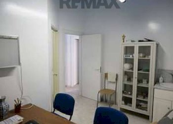 Camera / camera da letto - Commercial Activity VIA LIGURIA
39, Sant'Agata di Militello - photo 1