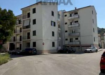 Edificio all\'aperto - Appartamento PIAZZA D5
 
SNC, Sant'Agata di Militello - foto 1