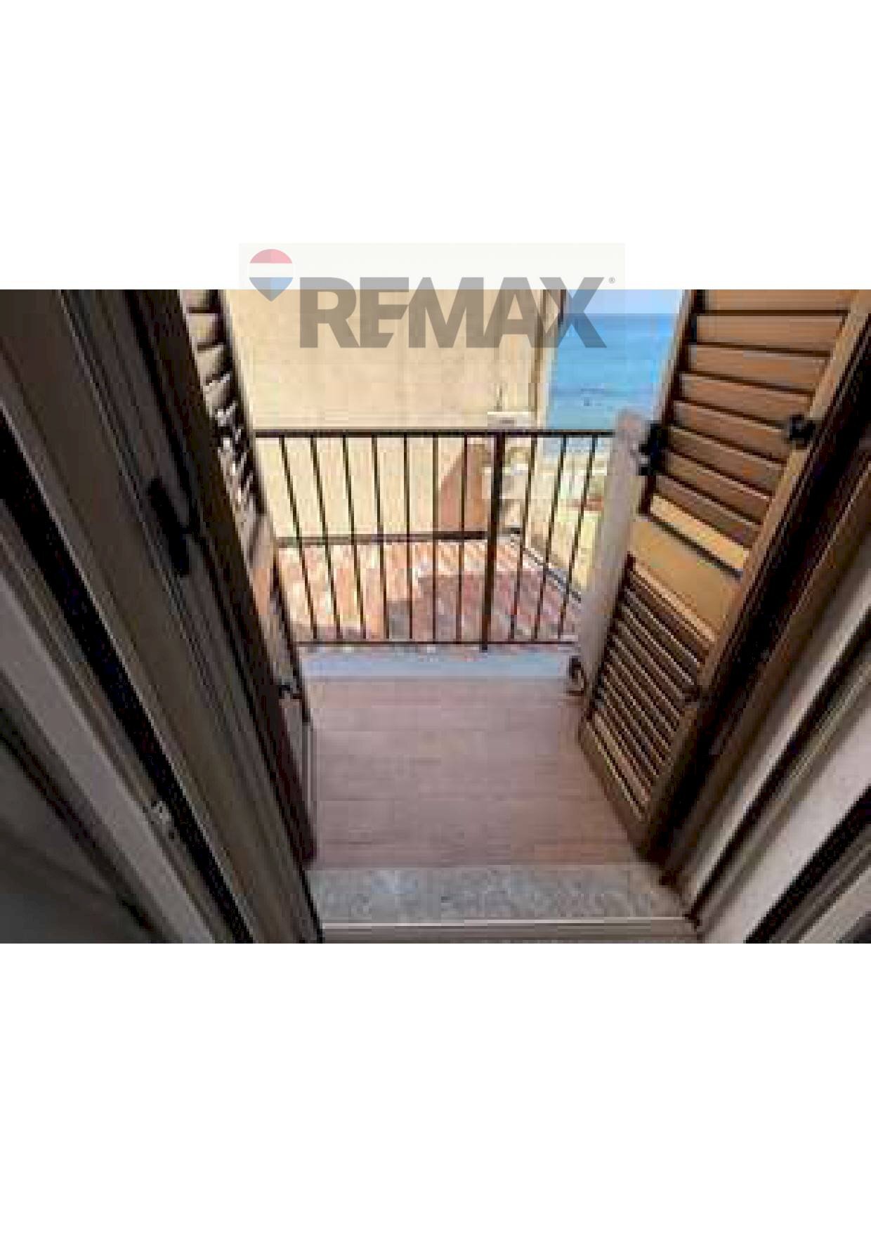Balcone - Three-room apartment BRIN
 
301, Caronia - photo 1