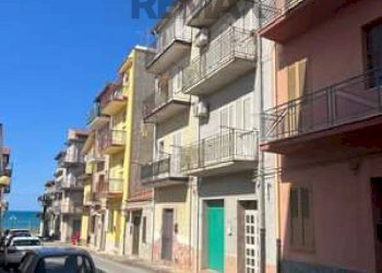 Edificio all\'aperto - Two-room apartment VIA DUCA D'AOSTA
 
21, Acquedolci - photo 1