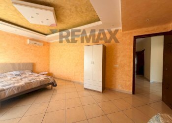 Camera / camera da letto - Four-room apartment VIA TAORMINA
 
8, Gaggi - photo 10