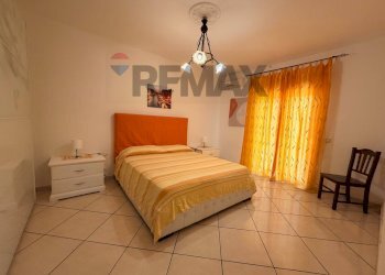 Camera / camera da letto - Four-room apartment VIA TAORMINA
 
8, Gaggi - photo 16
