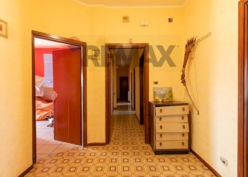 Hall / corridoio - Apartment Corso Vittorio Emanuele
 
514, Floridia - photo 2