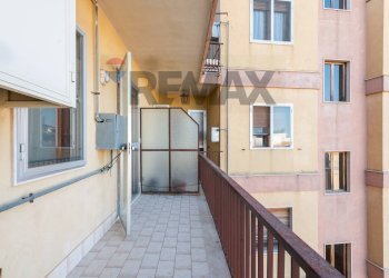 Balcone - Apartment Corso Vittorio Emanuele
 
514, Floridia - photo 8