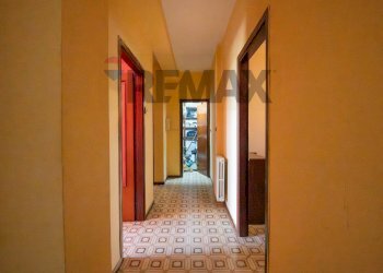 Hall / corridoio - Apartment Corso Vittorio Emanuele
 
514, Floridia - photo 23