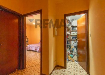 Hall / corridoio - Apartment Corso Vittorio Emanuele
 
514, Floridia - photo 26