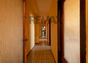 Hall / corridoio - Apartment Corso Vittorio Emanuele
 
514, Floridia - photo 30