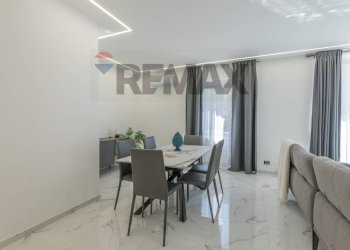 Sala da pranzo - Quadrilocale Via Peppino Impastato
 
3, Siracusa - foto 1