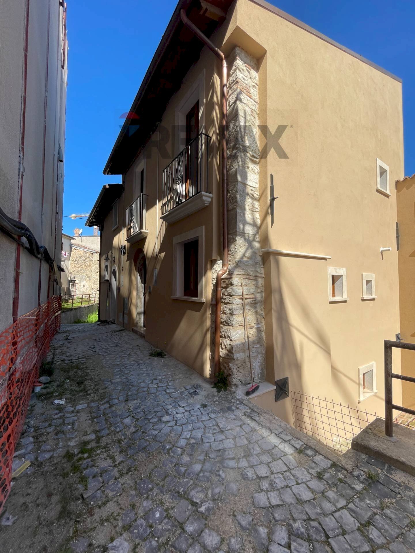 Casa all\'aperto - Casa semi indipendente Via Arco Spagnoli
 
10C, L'Aquila - foto 1