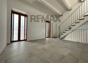 Stanza vuota - Casa semi indipendente Via degli Spagnoli
 
10C, L'Aquila - foto 7